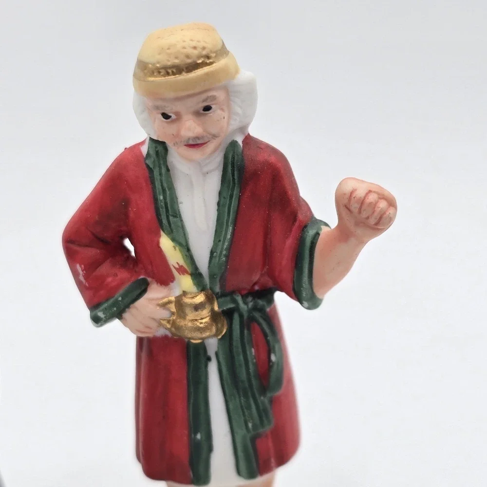 Vtg Christmas Village Figures Lot‎ Ceramic Miniature Scrooge Bob Tiny Tim